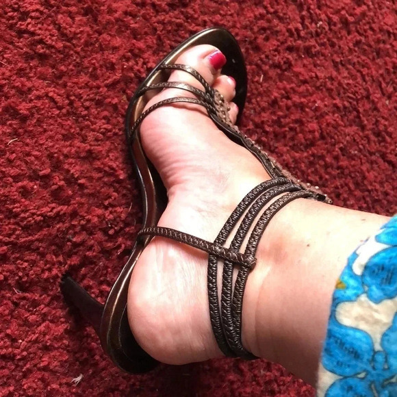 Gladiator strappy heels EUC - Picture 7 of 9